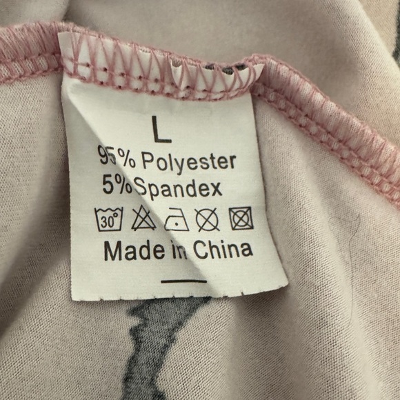 Women’s size large pink with black strip tank top - Picture 4 of 4